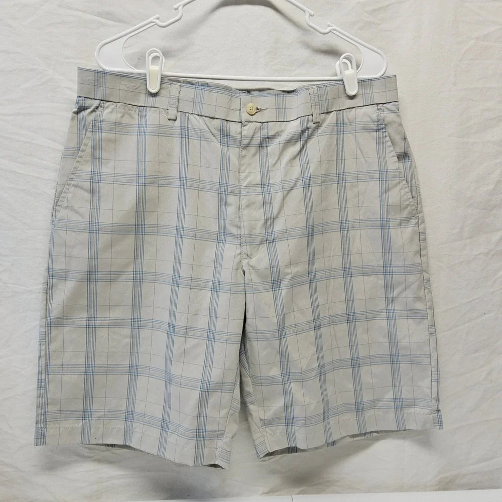Ben Hogan Performance Golf Shorts Mens 36 Beige‎ Plaid Flat Front Lightweight